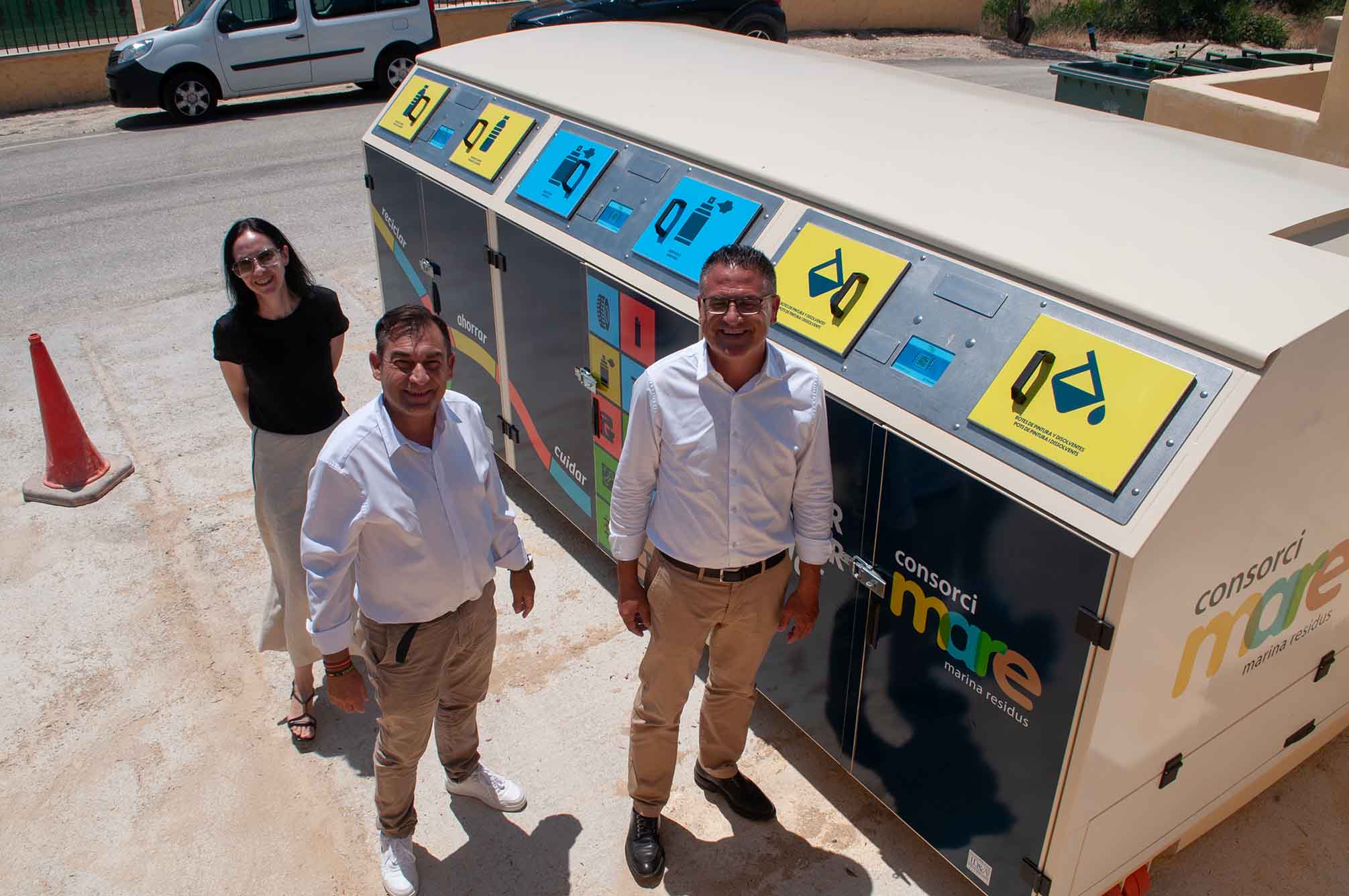 Las 6 Islas Ecológicas del Consorci Mare estaran implantadas antes del puente de octubre en varios municipios del interior de la Marina Baixa Las 6 Islas Ecológicas del Consorci Mare estaran implantadas antes del puente de octubre en varios municipios del interior de la Marina Baixa