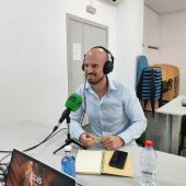 Alejandro Ribes, director de la UNED, durante la entrevista en Onda Cero Vila-real. 