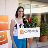 Esther Díez, portavoz del Compromís per Elx, en una rueda de prensa.