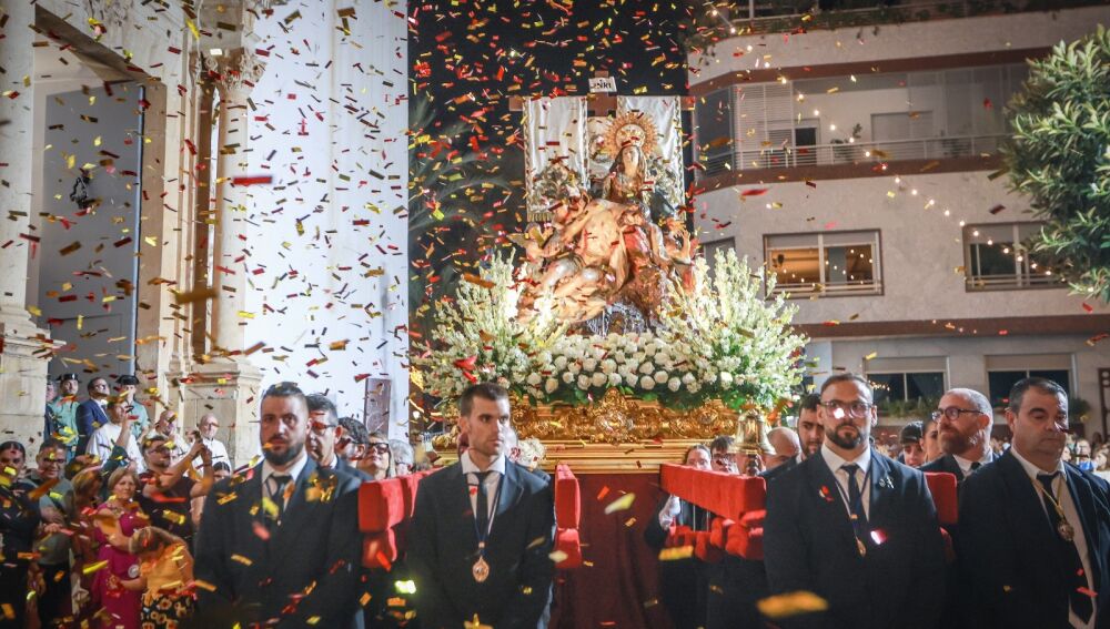 Imagen de la procesión de la Virgen de los Dolores