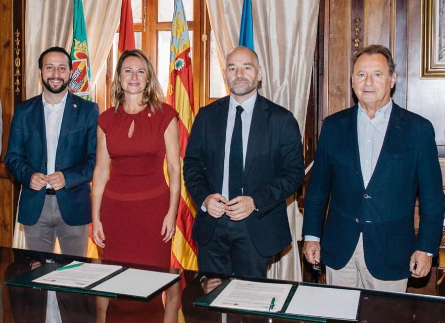 Carrasco destaca el uso prioritario de cerámica en las obras públicas de Castelló Carrasco destaca el uso prioritario de cerámica en las obras públicas de Castelló