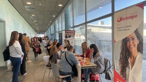 Participantes de la VI Feria de Empleo Senior de la C&aacute;mara de Comercio