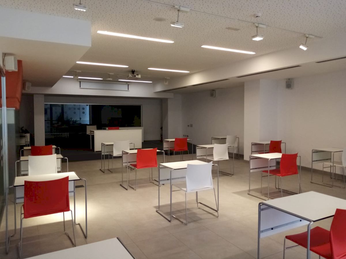 El PSOE de Villajoyosa pide reabrir la sala A de Vilamuseu como espacio de estudio en fines de semana El PSOE de Villajoyosa pide reabrir la sala A de Vilamuseu como espacio de estudio en fines de semana