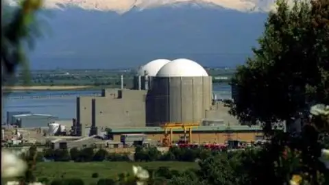 La Sociedad Nuclear Española alerta en Cáceres de que Almaraz está en "punto crítico de no retorno" La Sociedad Nuclear Española alerta en Cáceres de que Almaraz está en "punto crítico de no retorno"