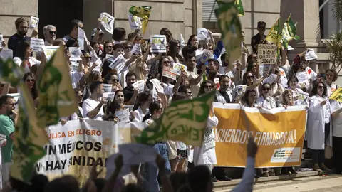 Médicos de Canarias se manifiestan Médicos de Canarias se manifiestan
