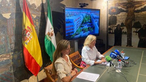 Isabel Guardabrazo y &Aacute;ngeles Mu&ntilde;oz