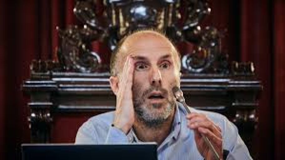 O Alcalde de Ourense xulgado por presunto desvío de fondos públicos