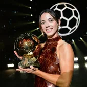 Tercer bany d'or d'Aitana Bonmatí Tercer bany d'or d'Aitana Bonmatí