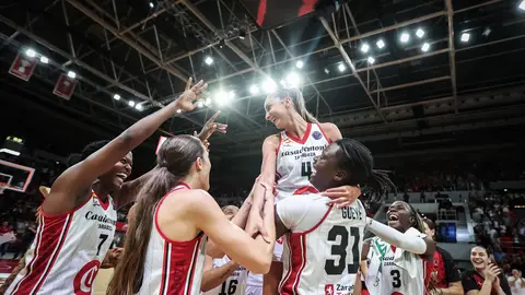 Las mañas celebran el pase a la Euroliga Las mañas celebran el pase a la Euroliga