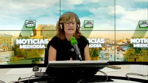 Elena Gijón: "El Gobierno considera que no tiene por qué informarnos a través de las cuentas públicas de sus políticas" Elena Gijón: "El Gobierno considera que no tiene por qué informarnos a través de las cuentas públicas de sus políticas"