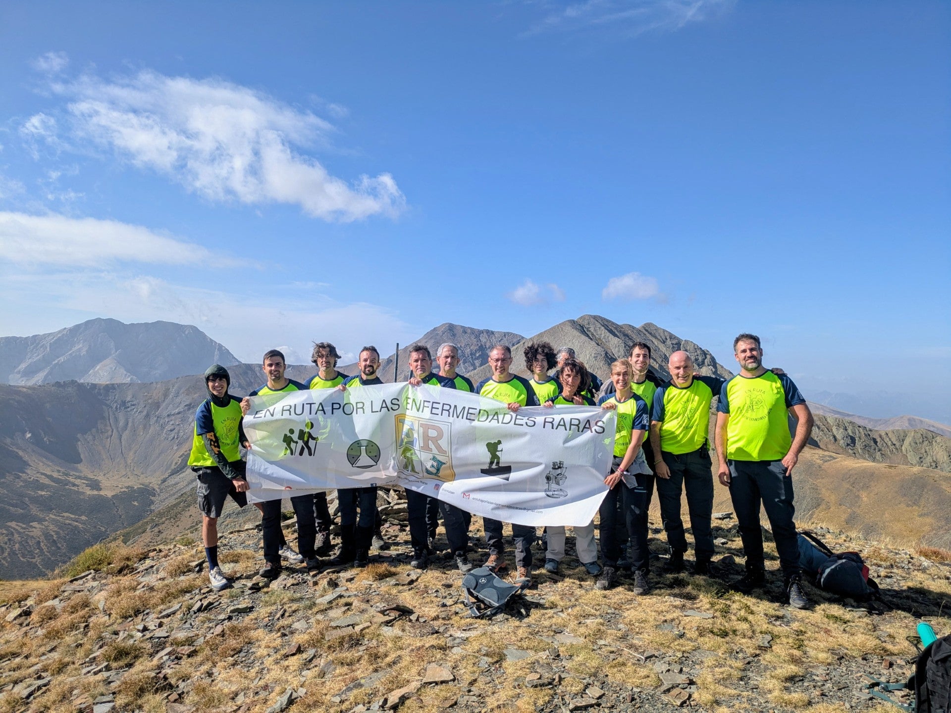 En Ruta por las Enfermedades Raras lleva su causa a cuatro cumbres de Fuentes Carrionas En Ruta por las Enfermedades Raras lleva su causa a cuatro cumbres de Fuentes Carrionas