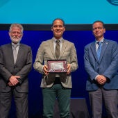 El Dr. César Ramírez, jefe de Cirugía de Quirónsalud Málaga, Premio Antonio Serrano de la Unión Profesional de Málaga