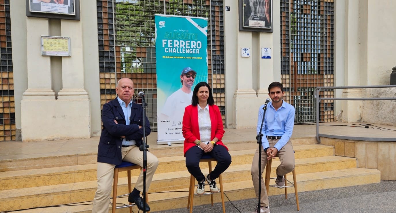 El Ferrero Challenger reunirá en Villena a más de setenta tenistas El Ferrero Challenger reunirá en Villena a más de setenta tenistas