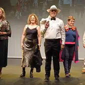 Desfile de moda del Día Internacional de las Personas Mayores Desfile de moda del Día Internacional de las Personas Mayores