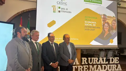 La Junta presenta la Estrategia de Economía Social de Extremadura para el trienio 2025-2027 La Junta presenta la Estrategia de Economía Social de Extremadura para el trienio 2025-2027