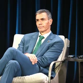 Pedro Sánchez ya plantea presentarse a las elecciones generales en 2027: lo ha hablado con su mujer y el partido Pedro Sánchez ya plantea presentarse a las elecciones generales en 2027: lo ha hablado con su mujer y el partido