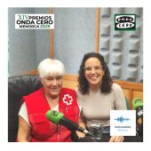 Gloria y Eva Torrents, presentando el programa 'A tu lado'.