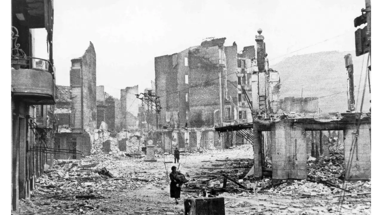 La Cultureta 12x04: Un jefe de prensa venenoso para una guerra civil internacional