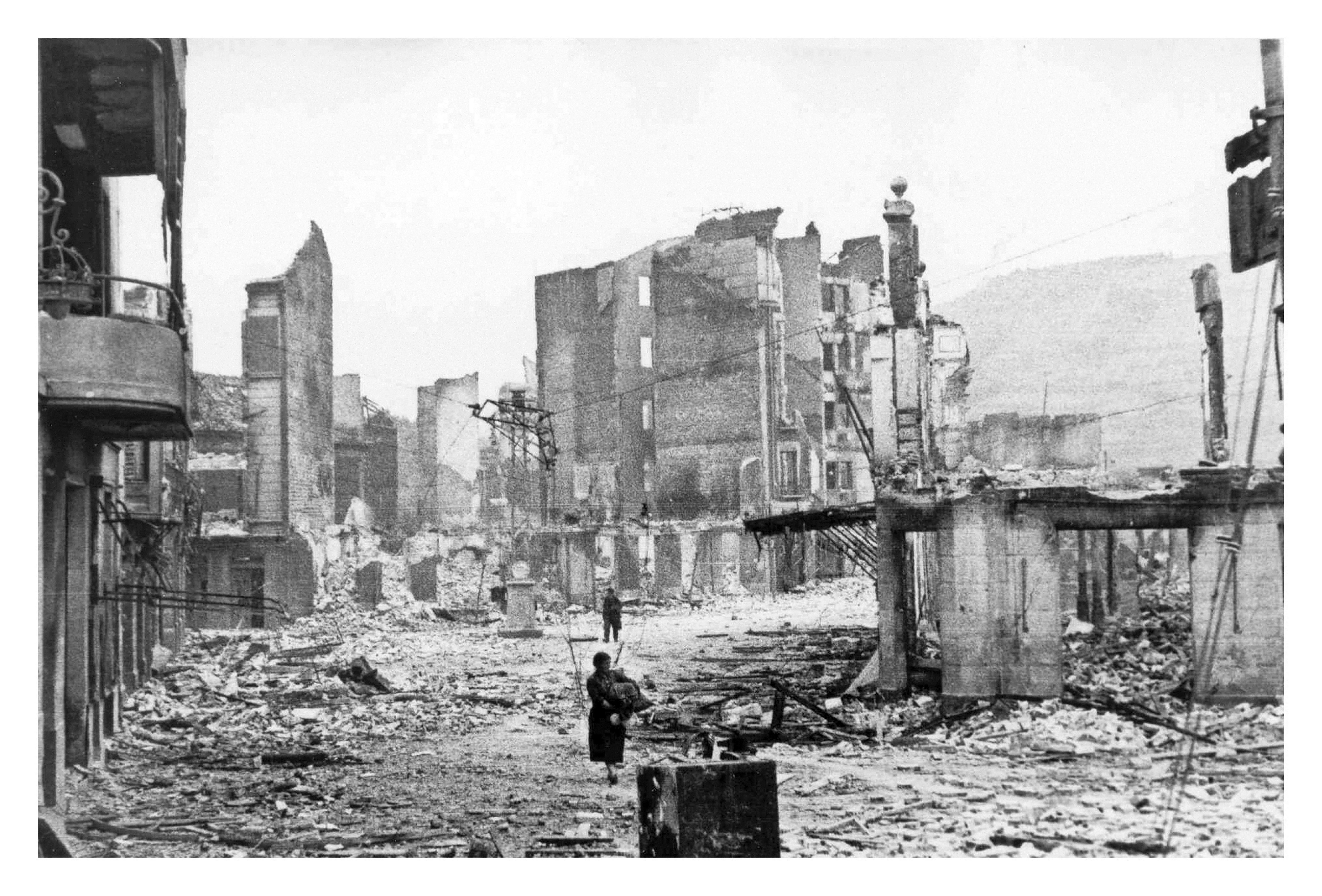La Cultureta 12x04: Un jefe de prensa venenoso para una guerra civil internacional