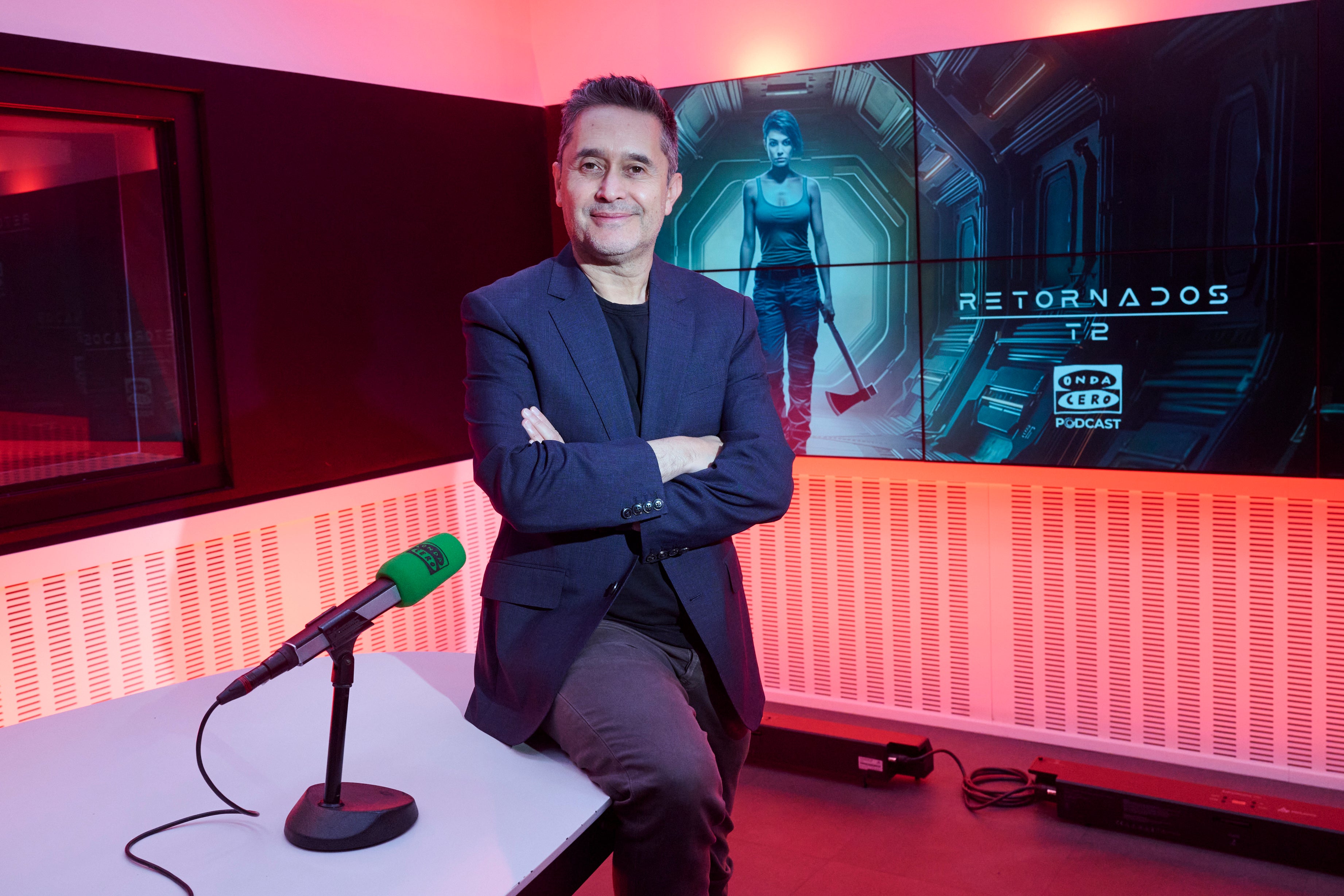 Julio Rojas: "Si tuviera que resumir Retornados 2 en una frase, sería la lucha por la sobrevivencia en Marte" Julio Rojas: "Si tuviera que resumir Retornados 2 en una frase, sería la lucha por la sobrevivencia en Marte"