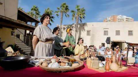 Una de las performances de Cádiz Romana 2025 Una de las performances de Cádiz Romana 2025