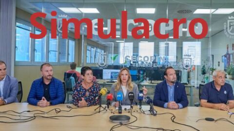 Simulacro de comparecencia del comit&eacute; de emergencias de Tenerife ante una erupci&oacute;n