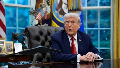Donald Trump anuncia nuevos aranceles del 100% a los medicamentos importados