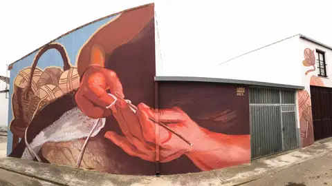 ‘La tejedora’, la nueva obra de la Ruta de Murales de Villaherreros .
