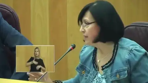 "Al señor Sánchez algún día lo haremos santo": la defensa de una diputada del PSOE al presidente del Gobierno