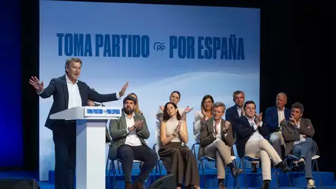 Feijóo propone una "visa por puntos" para solicitar el IMV que beneficie a los inmigrantes que mejor se integren