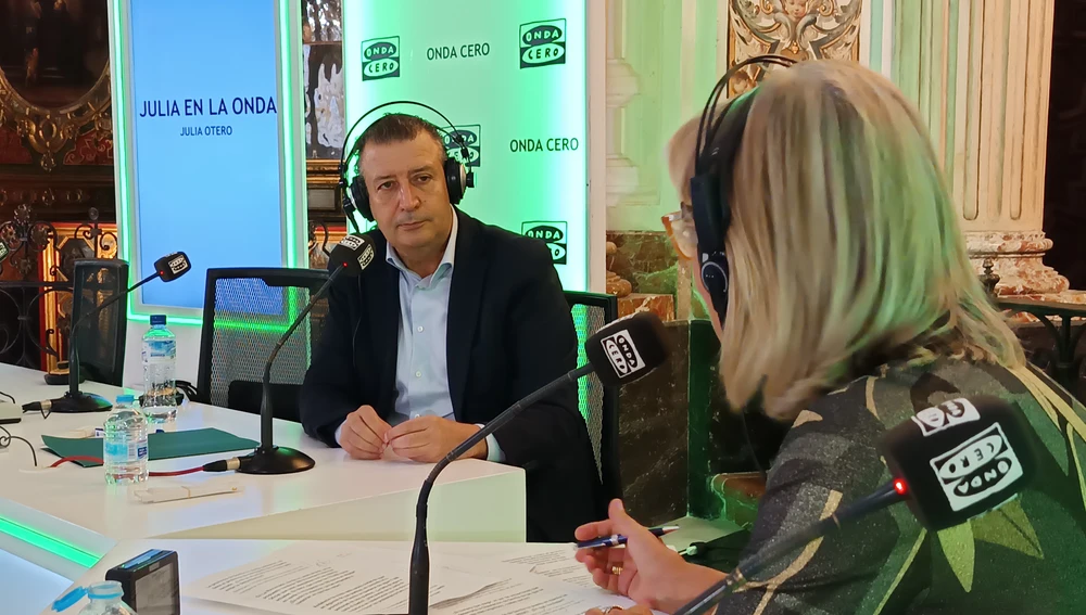 Javier Fernández de los Ríos, presidente de la Diputación de Sevilla en Julia en la Onda. Javier Fernández de los Ríos, presidente de la Diputación de Sevilla en Julia en la Onda.