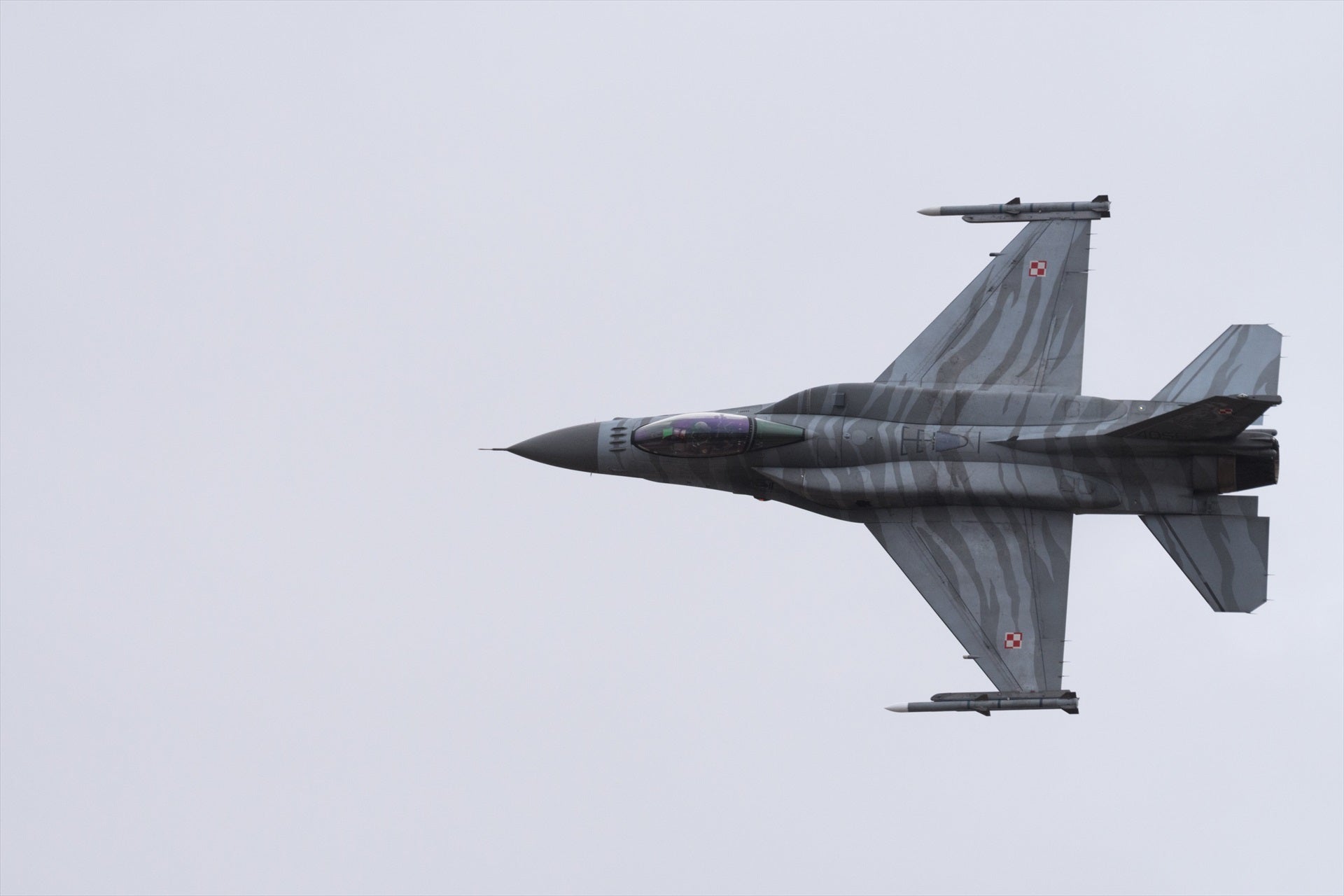 Polonia cierra temporalmente su espacio aéreo y Dinamarca prohíbe el vuelo de drones civiles hasta el viernes Polonia cierra temporalmente su espacio aéreo y Dinamarca prohíbe el vuelo de drones civiles hasta el viernes