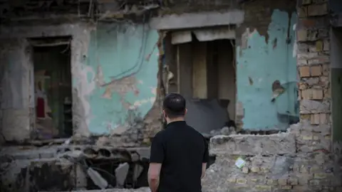Cuatro muertos y 40 heridos en uno de los mayores ataques de Rusia a Ucrania desde que empezó la invasión