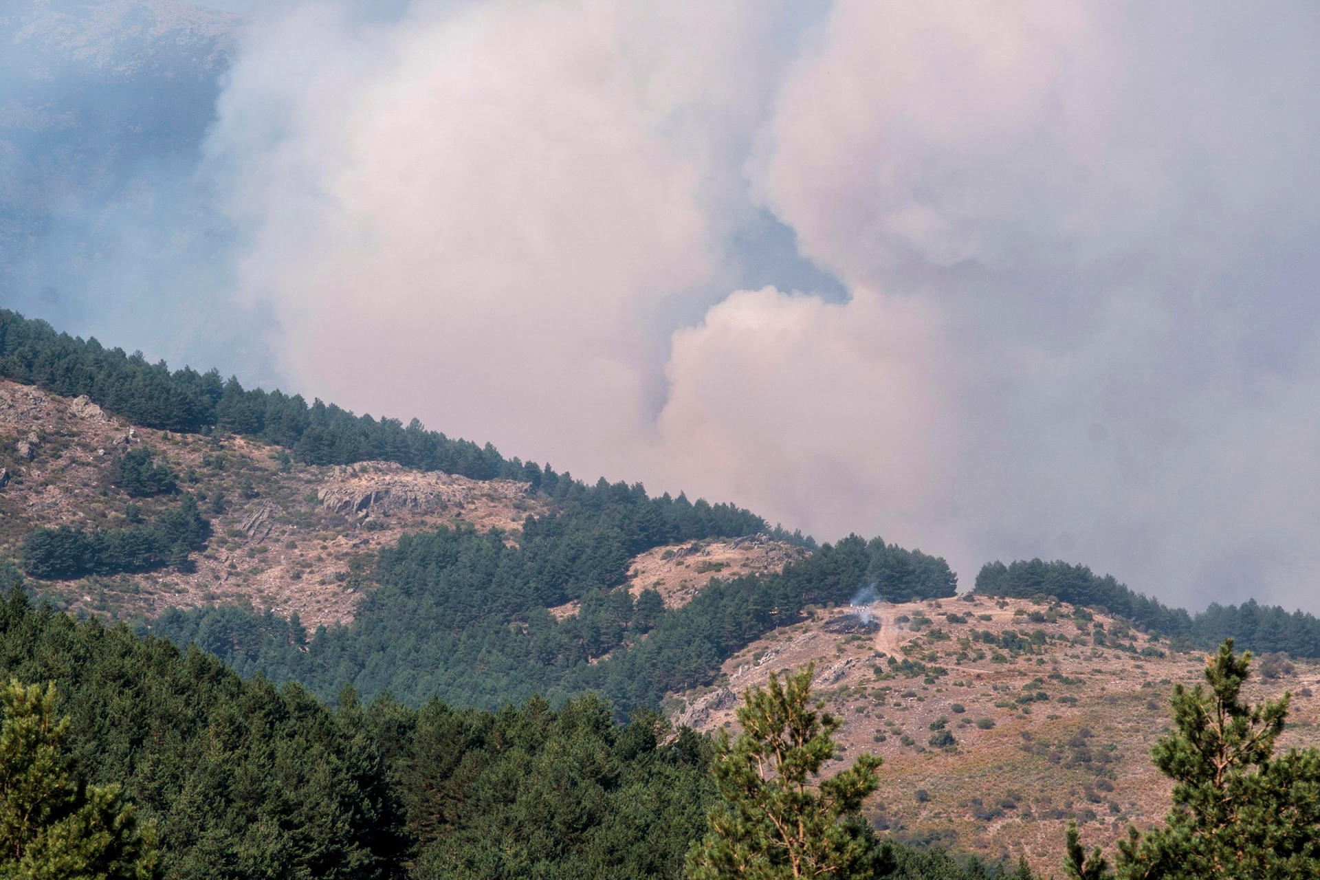 Estabilizado en la parte que afecta a Segovia el incendio de Peñalba de la Sierra Estabilizado en la parte que afecta a Segovia el incendio de Peñalba de la Sierra