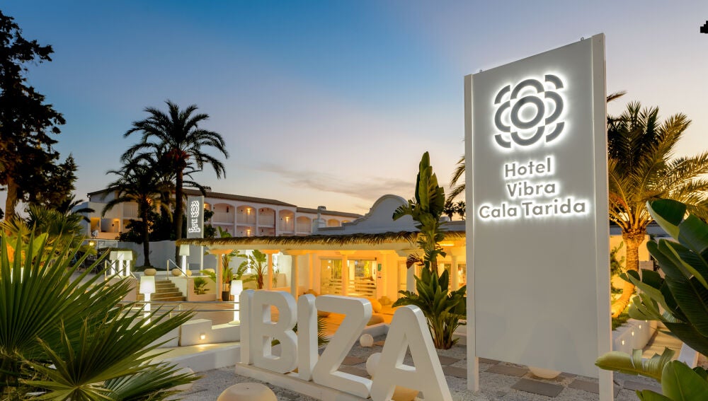 Hotel Vibra Cala Tarida, en Ibiza. 