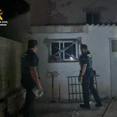 La Guardia Civil rescata a una mujer de un incendio en una vivienda de Altea La Guardia Civil rescata a una mujer de un incendio en una vivienda de Altea