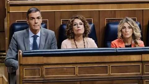 El apoyo al plan de Trump crea una nueva grieta entre Sánchez y Sumar que lo tacha de "farsa"