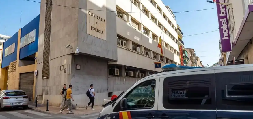 Condenan a un hombre de 46 años por apuñalar a su ex y a la pareja de ésta en Benidorm Condenan a un hombre de 46 años por apuñalar a su ex y a la pareja de ésta en Benidorm