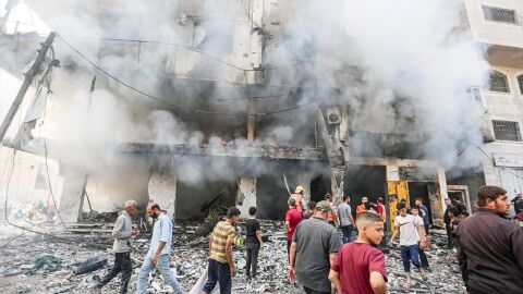 Bombardeos en Ciudad de Gaza. Audio: Diana Rodr&iacute;guez Pretel / Imagen: Hasan Alzaanin - Europa Press