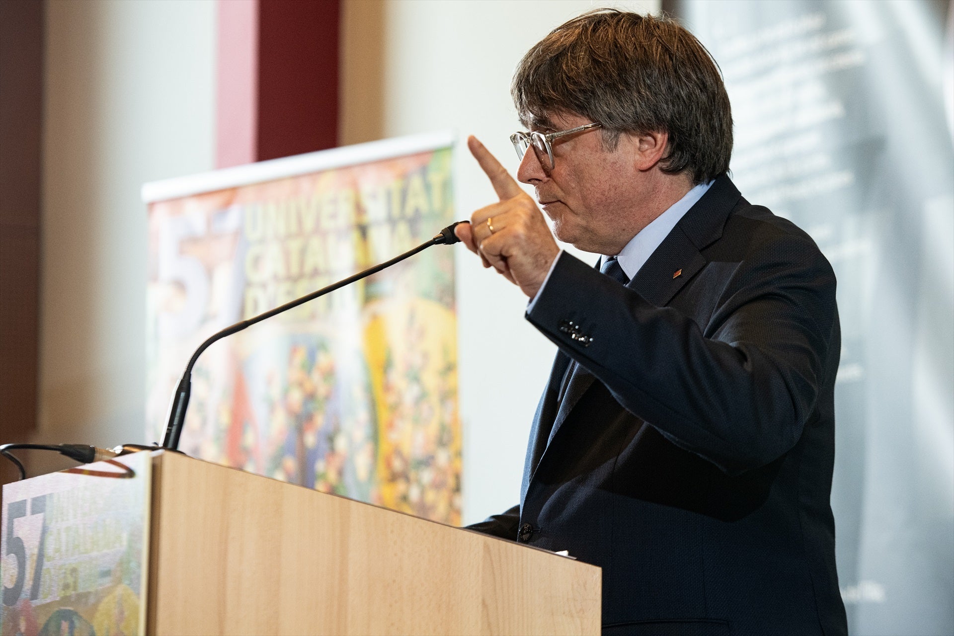 Puigdemont reivindica el 1-O ocho años después: "No renunciaremos a este derecho" Puigdemont reivindica el 1-O ocho años después: "No renunciaremos a este derecho"