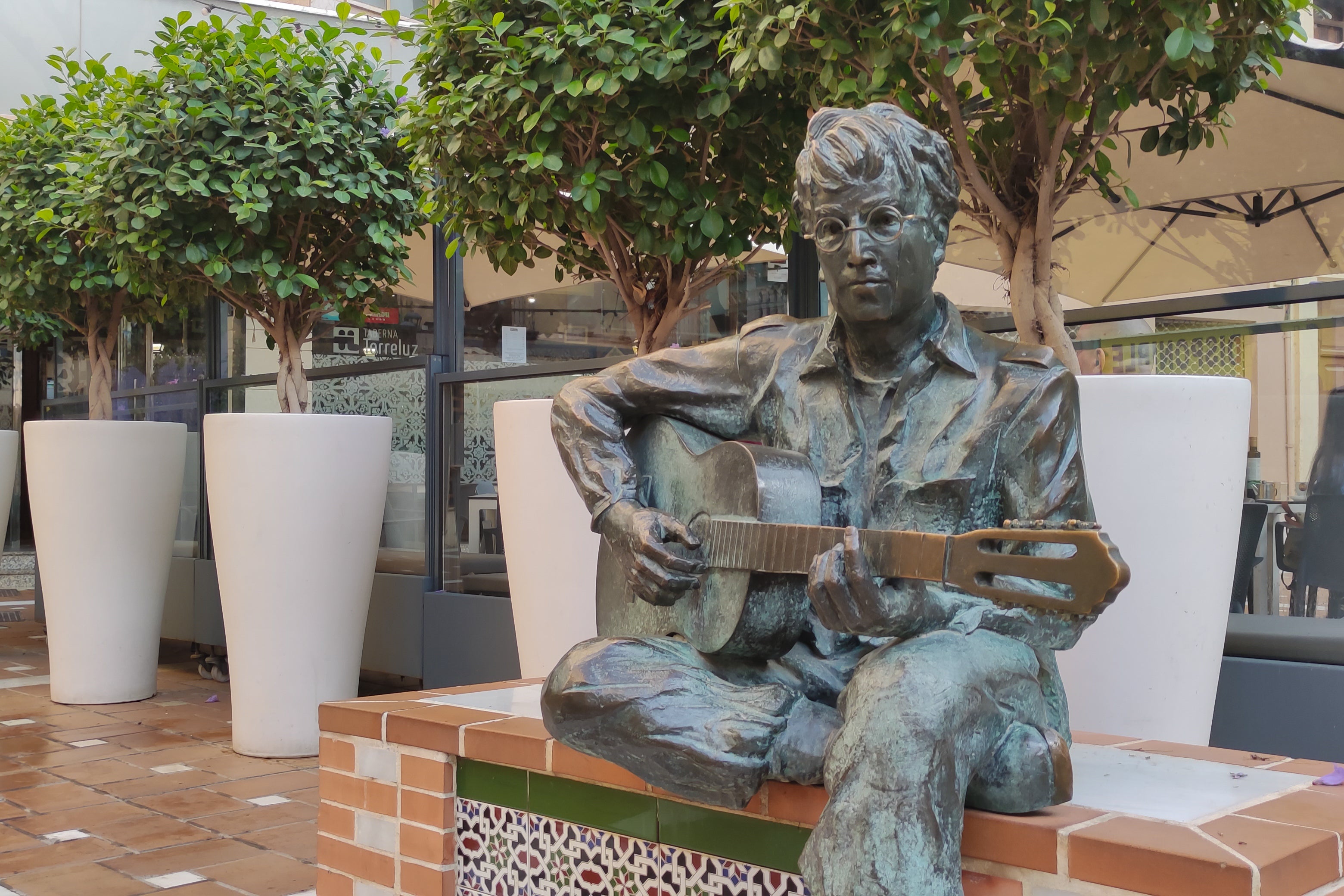 "John Lennon en Almería": crean unas jornadas para homenajear al mítico Beatle "John Lennon en Almería": crean unas jornadas para homenajear al mítico Beatle
