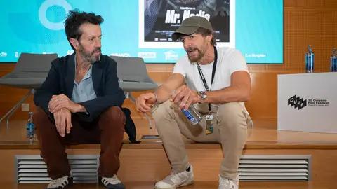 O director e actores do filme “Mr.Nadie” visitan o OUFF O director e actores do filme “Mr.Nadie” visitan o OUFF