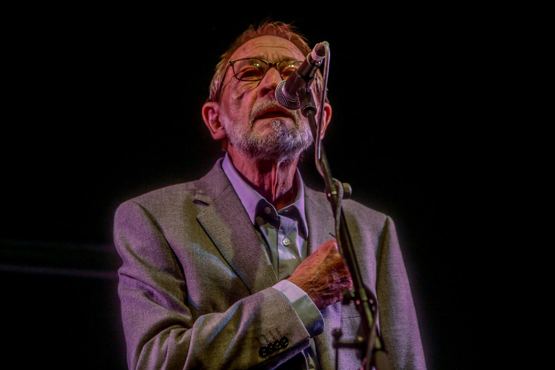 Fallece a los 78 años en Madrid el cantautor extremeño Pablo Guerrero Fallece a los 78 años en Madrid el cantautor extremeño Pablo Guerrero