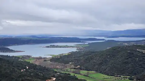 Los Ribereños estudian recurrir el envío de 168 hm3 fuera del Año Hidrológico Los Ribereños estudian recurrir el envío de 168 hm3 fuera del Año Hidrológico