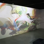 Una de les obres del New Art Centre Una de les obres del New Art Centre