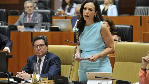 La consejera de Salud pide a la ministra las memorias técnicas, jurídicas y económicas de la reforma del Estatuto Marco La consejera de Salud pide a la ministra las memorias técnicas, jurídicas y económicas de la reforma del Estatuto Marco