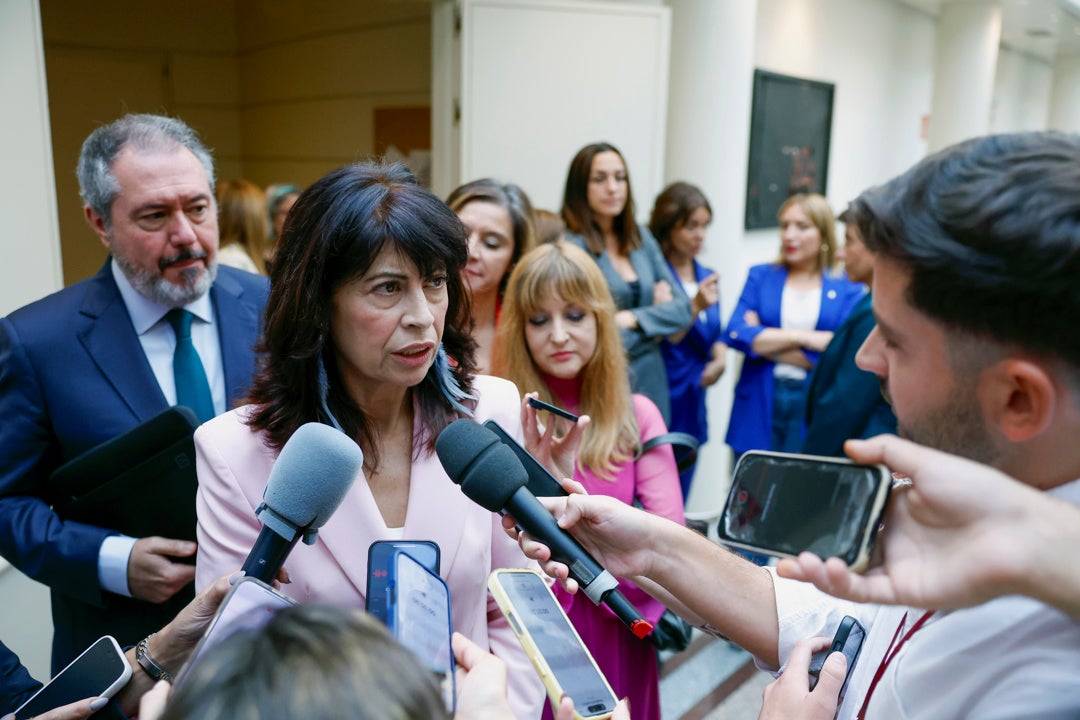 Igualdad estudia la posibilidad de impugnar la iniciativa aprobada en Madrid para informar de 'síndrome postaborto' Igualdad estudia la posibilidad de impugnar la iniciativa aprobada en Madrid para informar de 'síndrome postaborto'