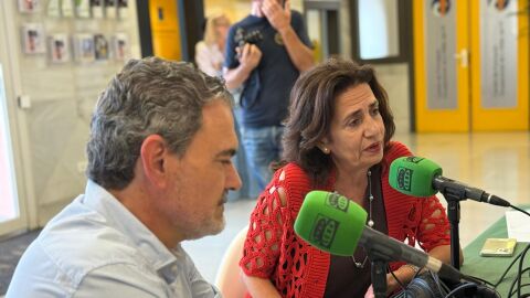 Vicente Arques, Alcalde de l'Alf&agrave;s del P&iacute;, y Ang&eacute;lica Such, Directora General de Infancia y Adolescencia. 