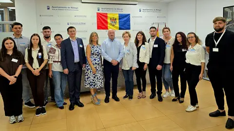 Residentes moldavos de la Costa del Sol votan a favor del país y de la integración en Europa Elecciones