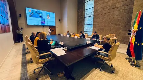 El Gobierno Central destina 15 millones para un Plan de Empleo en Extremadura que incide en parados de larga duración El Gobierno Central destina 15 millones para un Plan de Empleo en Extremadura que incide en parados de larga duración